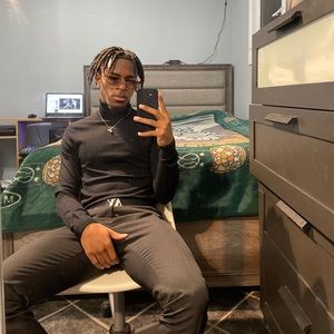 Meet your Posher, Micah